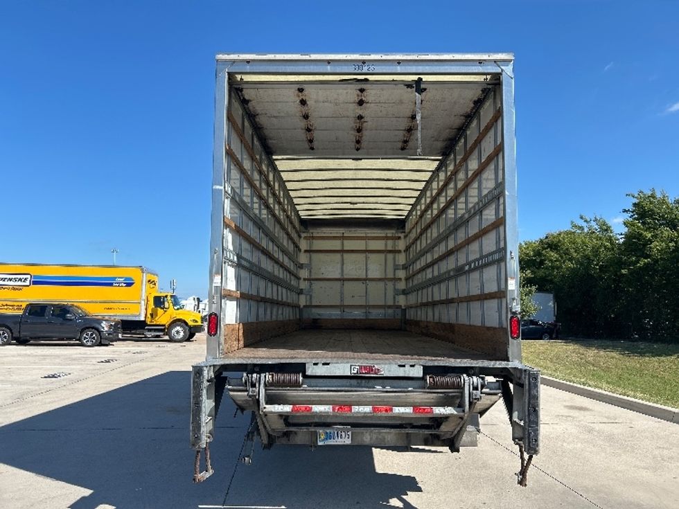 Medium Duty Box Truck-Light and Medium Duty Trucks-International-2022-MV607-Arlington-TX-297,846\n\t\tmiles-$ 35,750 - Image 8