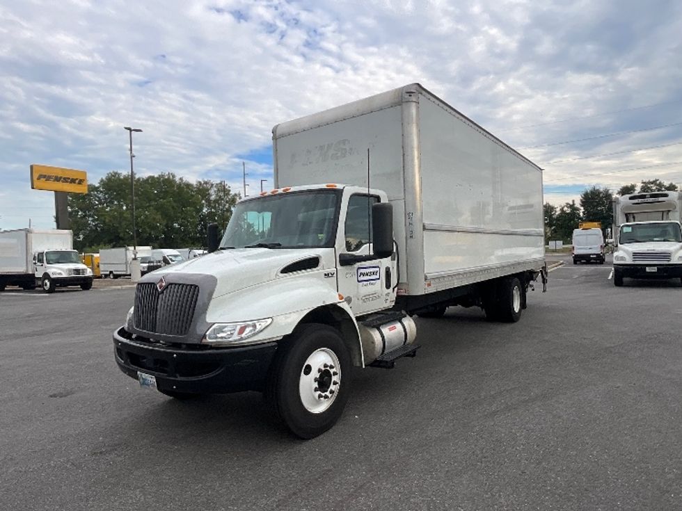 Medium Duty Box Truck-Light and Medium Duty Trucks-International-2022-MV607-Atlanta (Forest Park)-GA-139,000\n\t\tmiles-$ 71,000 - Image 3