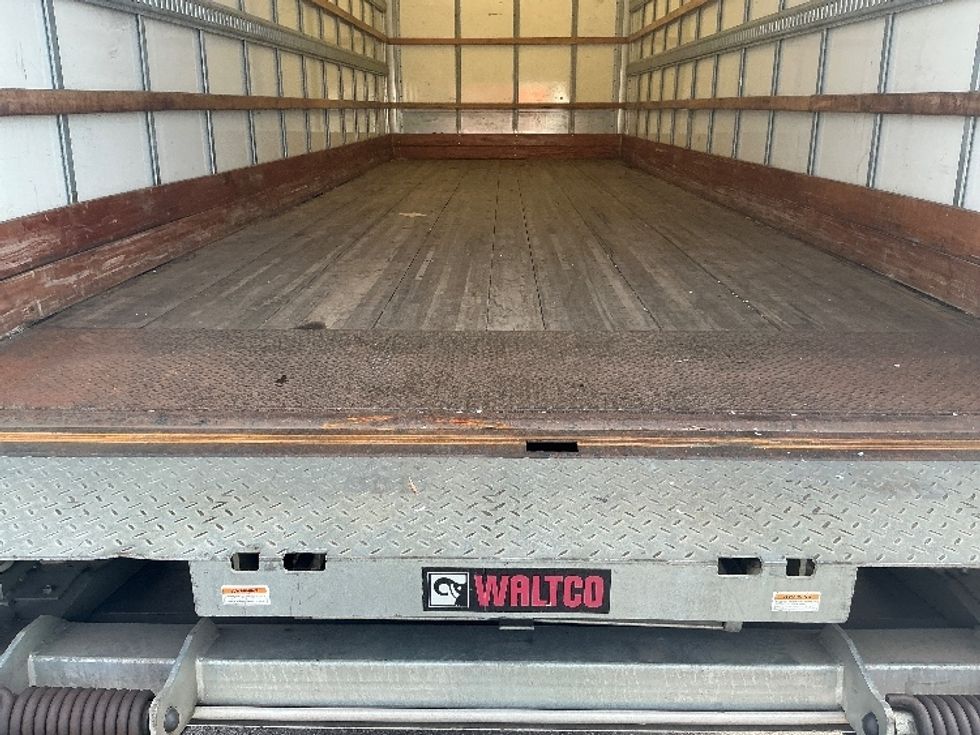 Medium Duty Box Truck-Light and Medium Duty Trucks-International-2022-MV607-Atlanta (Forest Park)-GA-139,000\n\t\tmiles-$ 71,000 - Image 10
