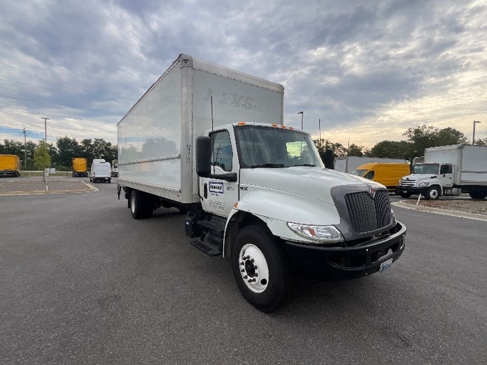 Medium Duty Box Truck-Light and Medium Duty Trucks-International-2022-MV607-Atlanta (Forest Park)-GA-139,000\n\t\tmiles-$ 71,000 - Image 1