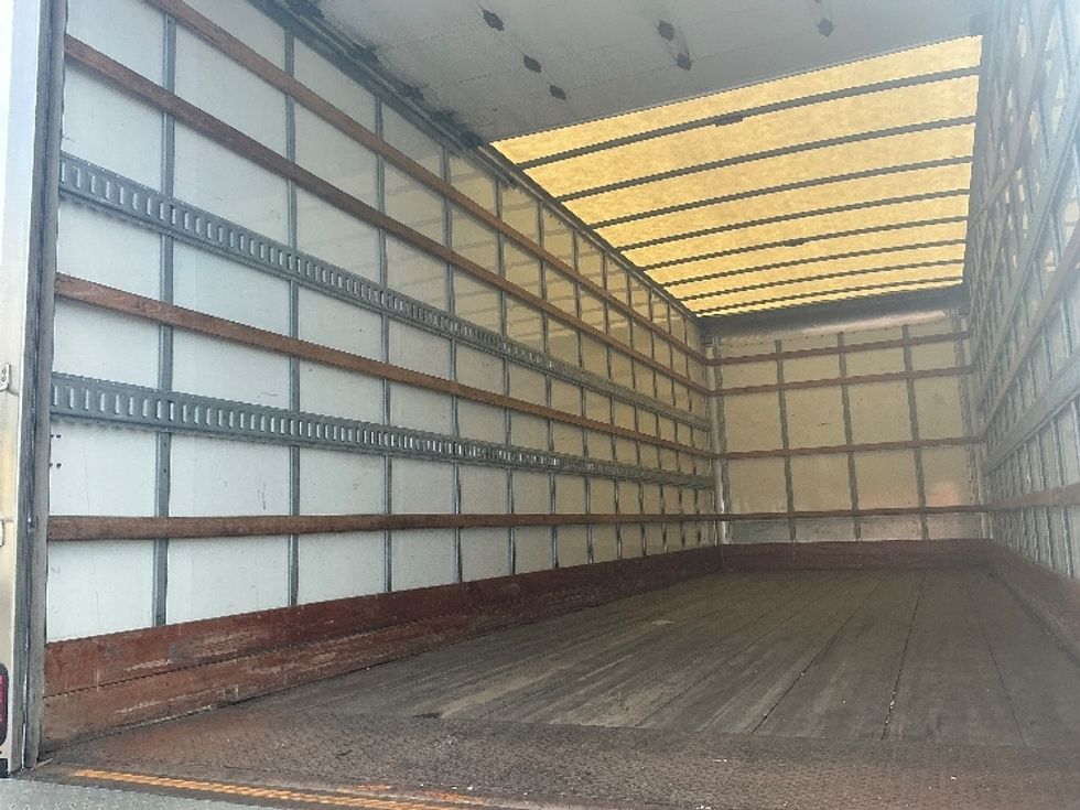 Medium Duty Box Truck-Light and Medium Duty Trucks-International-2022-MV607-Atlanta (Forest Park)-GA-139,000\n\t\tmiles-$ 71,000 - Image 11