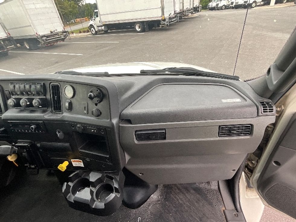 Medium Duty Box Truck-Light and Medium Duty Trucks-International-2022-MV607-Atlanta (Forest Park)-GA-139,000\n\t\tmiles-$ 71,000 - Image 21