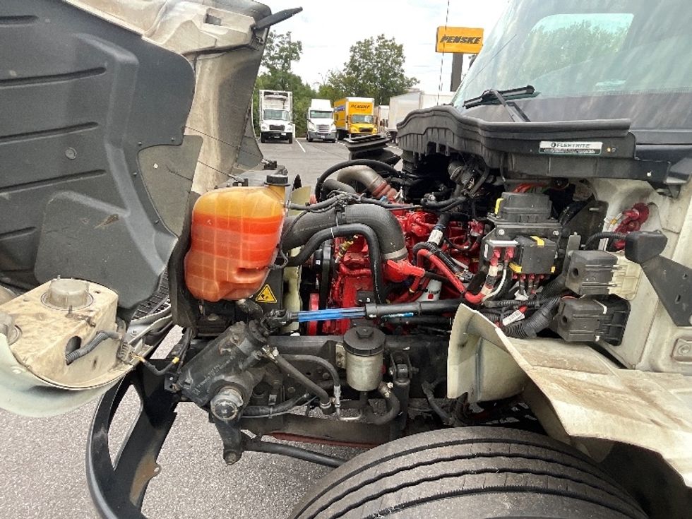 Medium Duty Box Truck-Light and Medium Duty Trucks-International-2022-MV607-Atlanta (Forest Park)-GA-139,000\n\t\tmiles-$ 71,000 - Image 24
