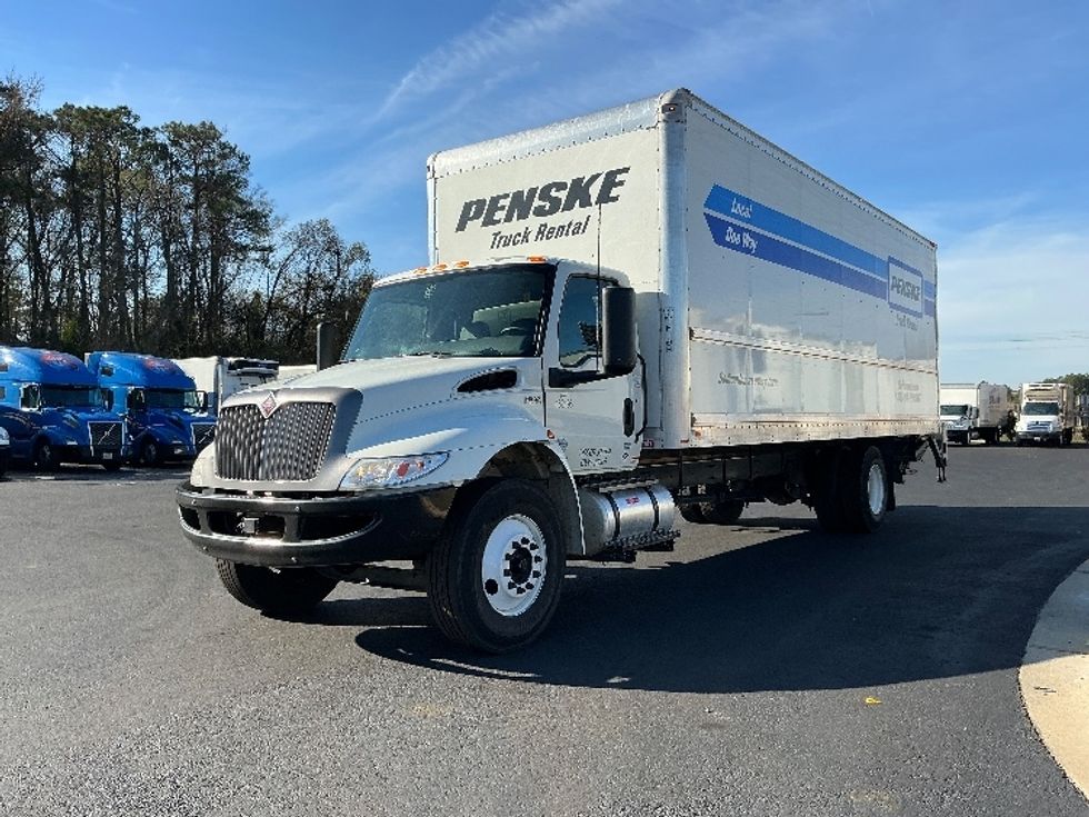 Medium Duty Box Truck-Light and Medium Duty Trucks-International-2022-MV607-Atlanta (Forest Park)-GA-331,489\n\t\tmiles-$ 31,750 - Image 3