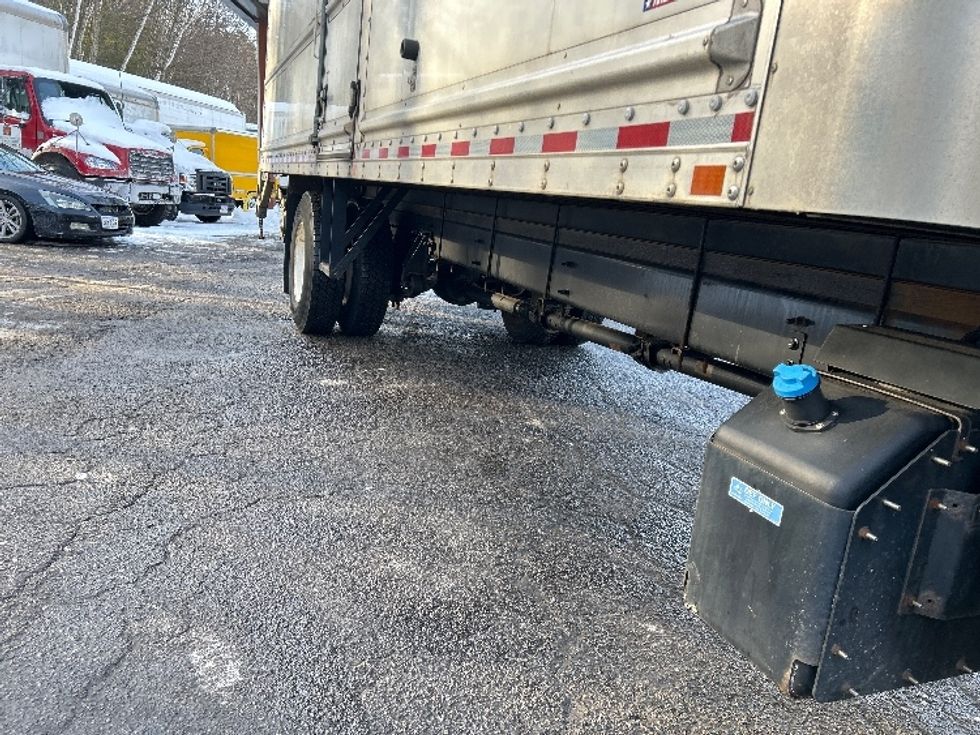Medium Duty Box Truck-Light and Medium Duty Trucks-International-2022-MV607-Auburn-MA-196,644\n\t\tmiles-$ 48,750 - Image 14