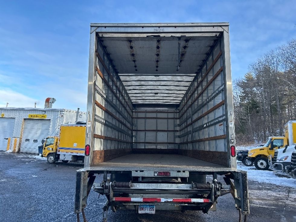 Medium Duty Box Truck-Light and Medium Duty Trucks-International-2022-MV607-Auburn-MA-196,644\n\t\tmiles-$ 48,750 - Image 8