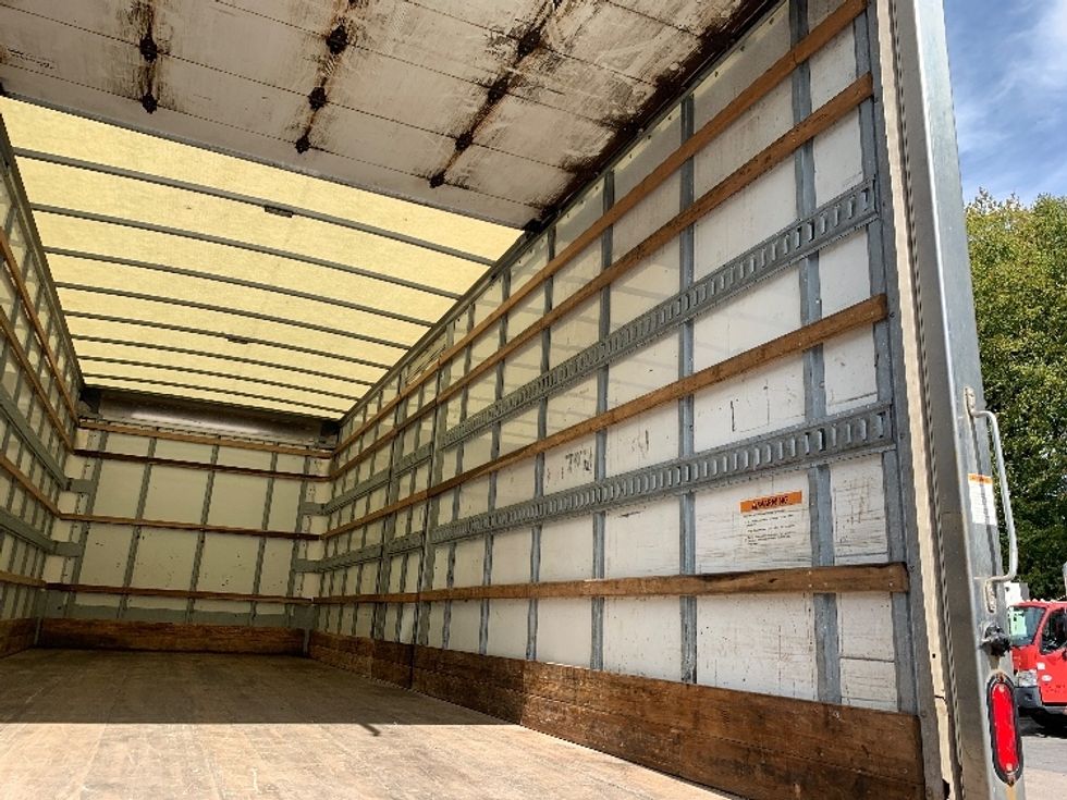 Medium Duty Box Truck-Light and Medium Duty Trucks-International-2022-MV607-Auburn-MA-281,456\n\t\tmiles-$ 34,500 - Image 12