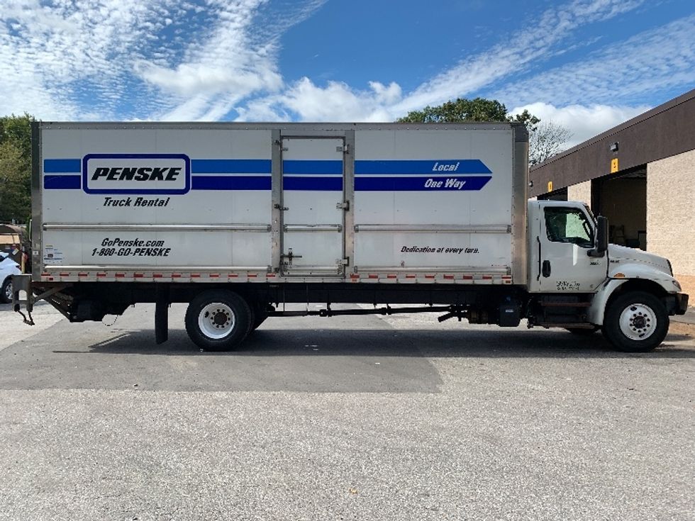 Medium Duty Box Truck-Light and Medium Duty Trucks-International-2022-MV607-Auburn-MA-281,456\n\t\tmiles-$ 34,500 - Image 16