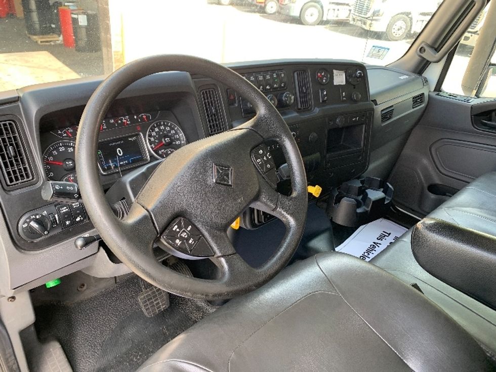 Medium Duty Box Truck-Light and Medium Duty Trucks-International-2022-MV607-Auburn-MA-281,456\n\t\tmiles-$ 34,500 - Image 17