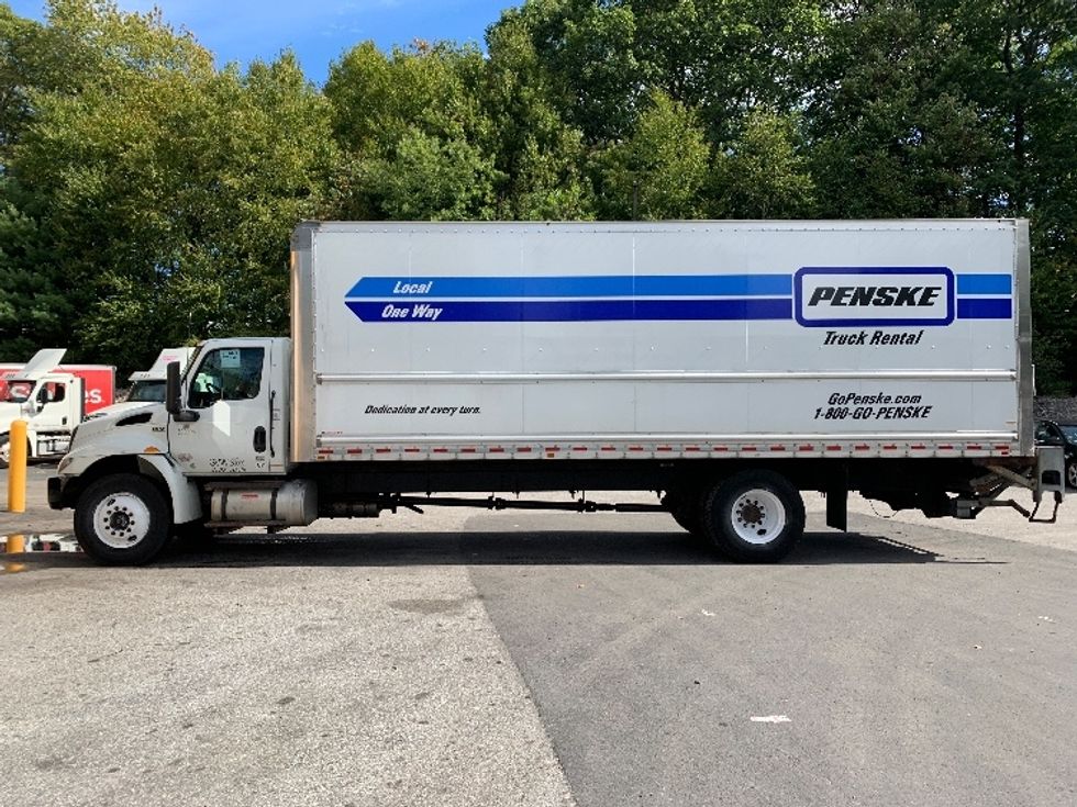 Medium Duty Box Truck-Light and Medium Duty Trucks-International-2022-MV607-Auburn-MA-281,456\n\t\tmiles-$ 34,500 - Image 4