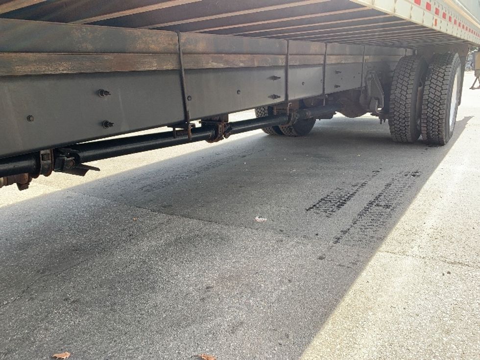 Medium Duty Box Truck-Light and Medium Duty Trucks-International-2022-MV607-Auburn-MA-281,456\n\t\tmiles-$ 34,500 - Image 5