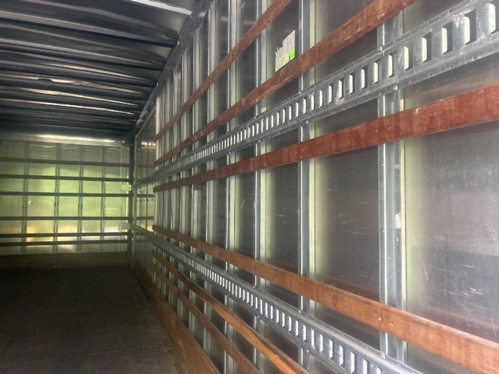 Medium Duty Box Truck-Light and Medium Duty Trucks-International-2022-MV607-Auburn-MA-305,671\n\t\tmiles-$ 33,250 - Image 11