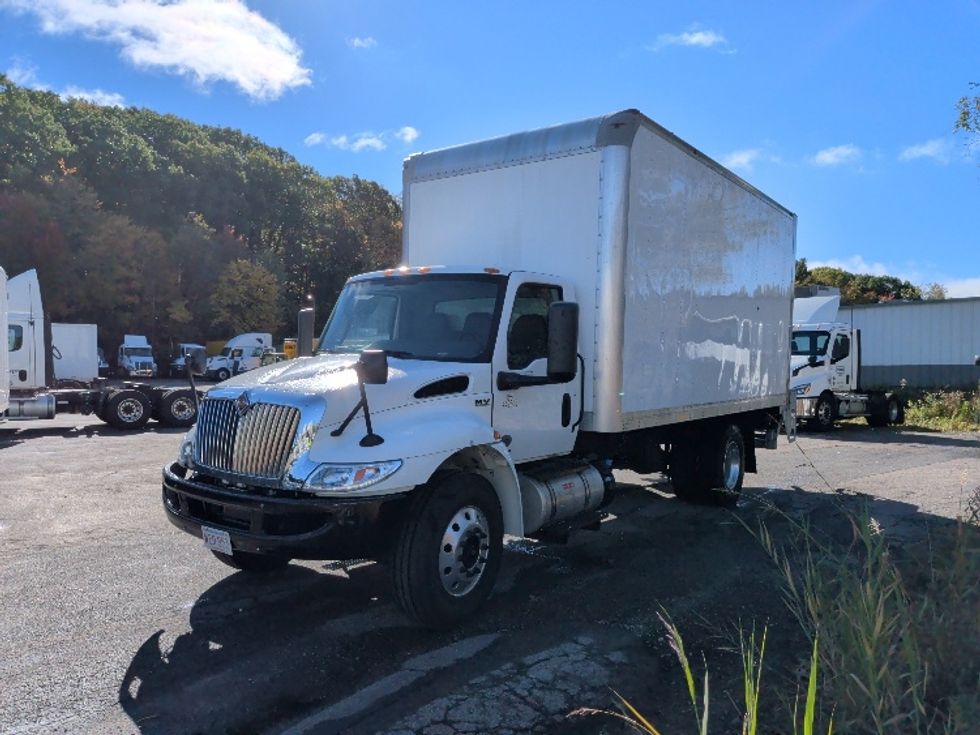 Medium Duty Box Truck-Light and Medium Duty Trucks-International-2022-MV607-Auburn-MA-5,943\n\t\tmiles-$ 69,750 - Image 3