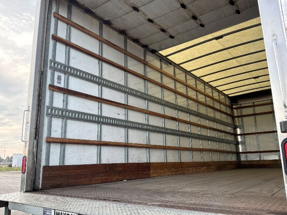 Medium Duty Box Truck-Light and Medium Duty Trucks-International-2022-MV607-Aurora-CO-168,826\n\t\tmiles-$ 68,250 - Image 11