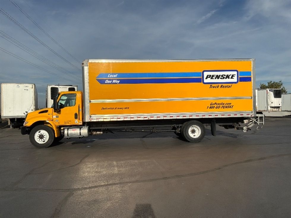 Medium Duty Box Truck-Light and Medium Duty Trucks-International-2022-MV607-Aurora-CO-168,826\n\t\tmiles-$ 68,250 - Image 4