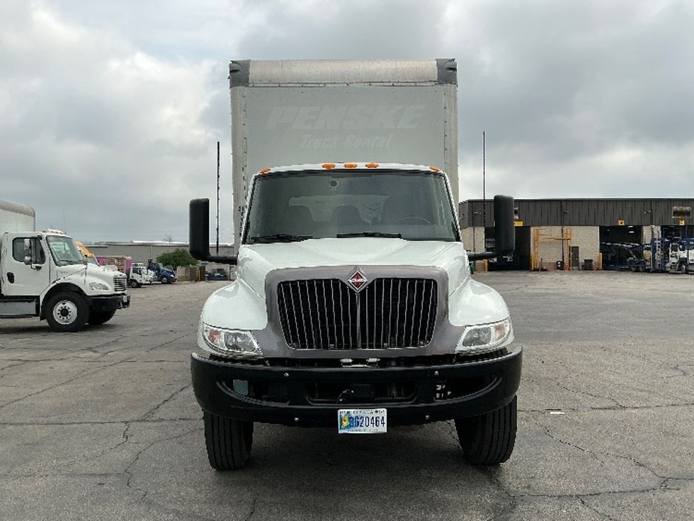 Medium Duty Box Truck-Light and Medium Duty Trucks-International-2022-MV607-Austin-TX-125,671\n\t\tmiles-$ 70,500 - Image 2