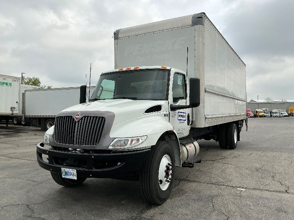 Medium Duty Box Truck-Light and Medium Duty Trucks-International-2022-MV607-Austin-TX-125,671\n\t\tmiles-$ 70,500 - Image 3