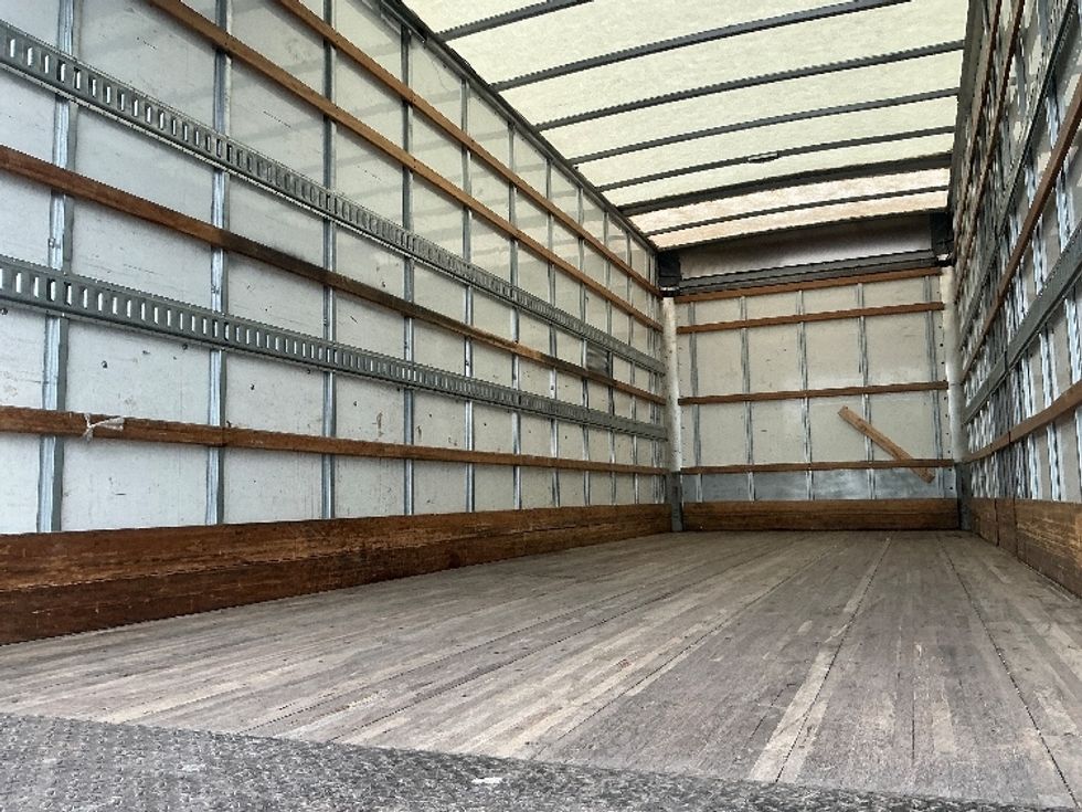Medium Duty Box Truck-Light and Medium Duty Trucks-International-2022-MV607-Austin-TX-133,425\n\t\tmiles-$ 63,000 - Image 11