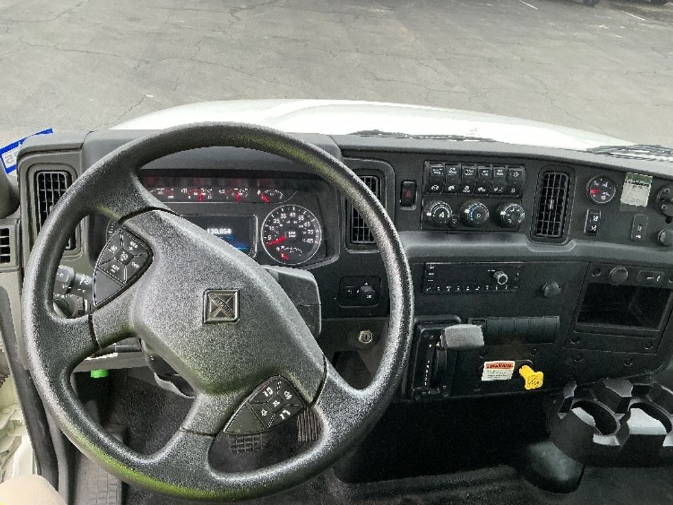 Medium Duty Box Truck-Light and Medium Duty Trucks-International-2022-MV607-Austin-TX-136,904\n\t\tmiles-$ 68,500 - Image 18