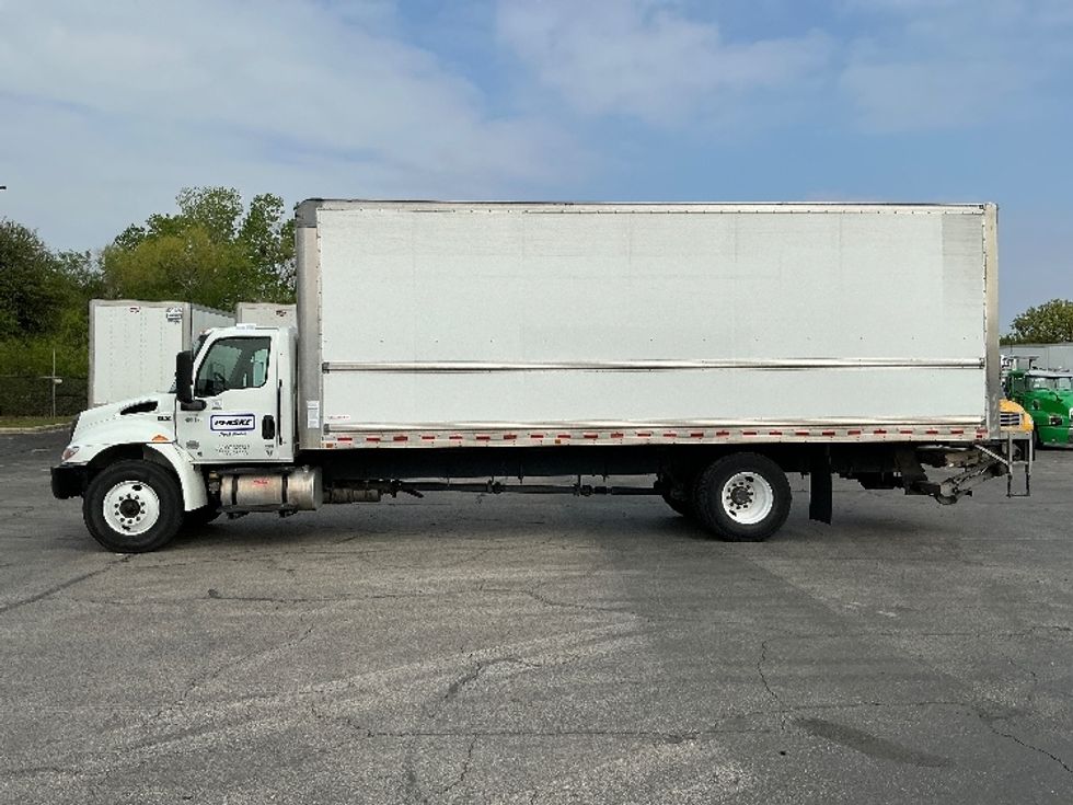 Medium Duty Box Truck-Light and Medium Duty Trucks-International-2022-MV607-Austin-TX-136,904\n\t\tmiles-$ 68,500 - Image 4
