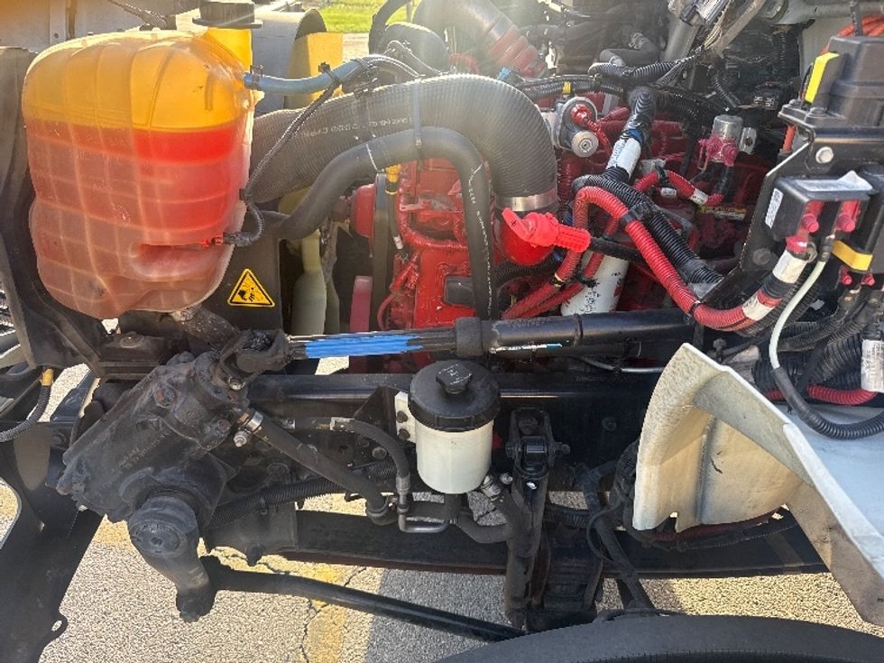 Medium Duty Box Truck-Light and Medium Duty Trucks-International-2022-MV607-Austin-TX-231,337\n\t\tmiles-$ 54,500 - Image 24