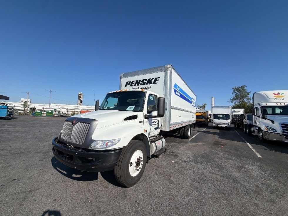 Medium Duty Box Truck-Light and Medium Duty Trucks-International-2022-MV607-Baltimore-MD-230,737\n\t\tmiles-$ 42,750 - Image 3