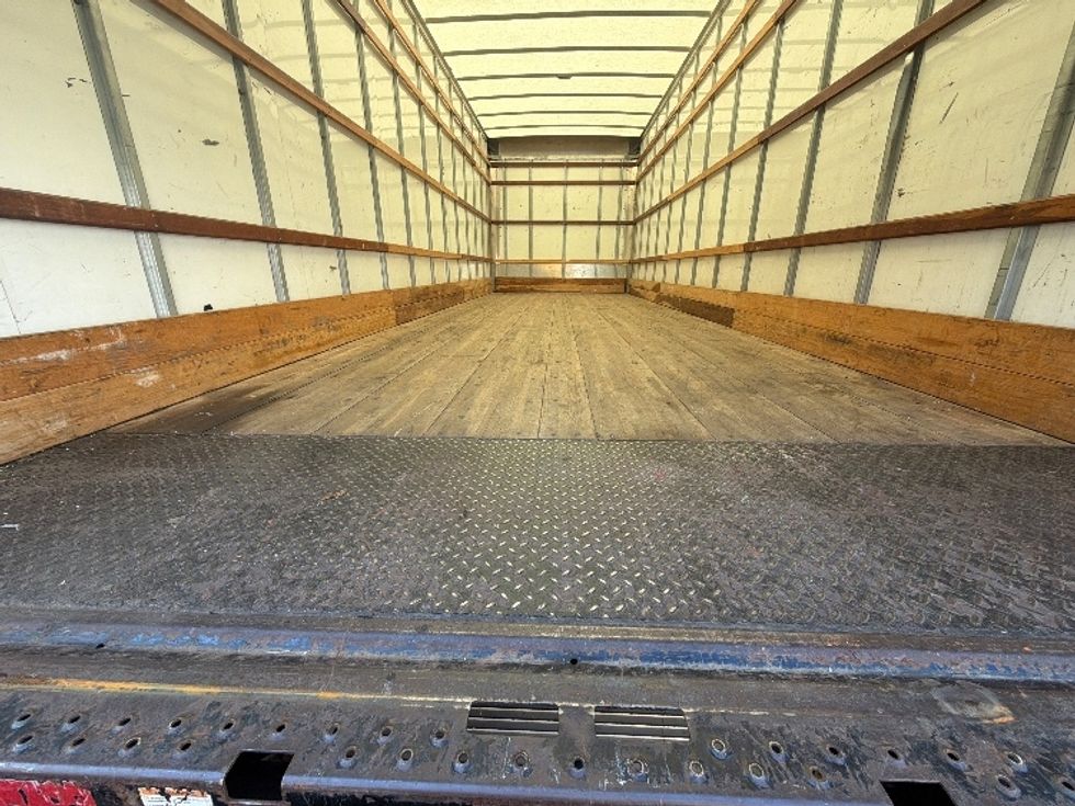 Medium Duty Box Truck-Light and Medium Duty Trucks-International-2022-MV607-Baltimore-MD-230,737\n\t\tmiles-$ 42,750 - Image 9