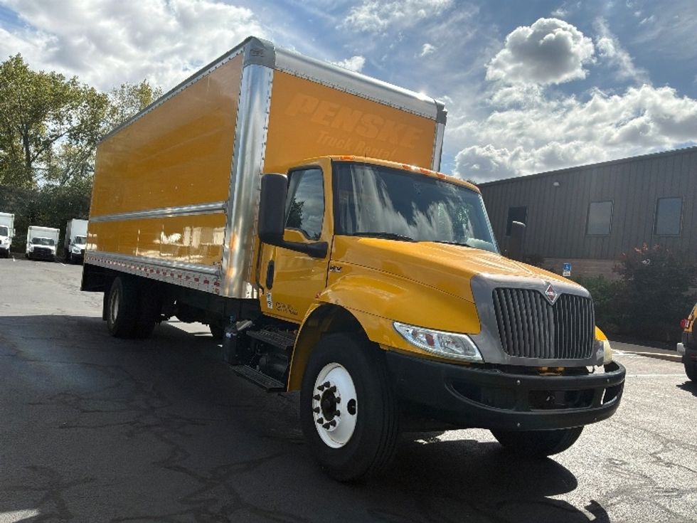 Medium Duty Box Truck-Light and Medium Duty Trucks-International-2022-MV607-Bensalem-PA-237,915\n\t\tmiles-$ 39,000 - Image 1