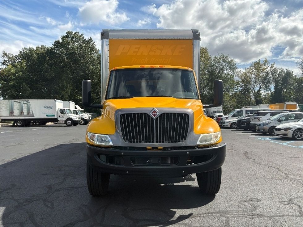 Medium Duty Box Truck-Light and Medium Duty Trucks-International-2022-MV607-Bensalem-PA-237,915\n\t\tmiles-$ 39,000 - Image 2