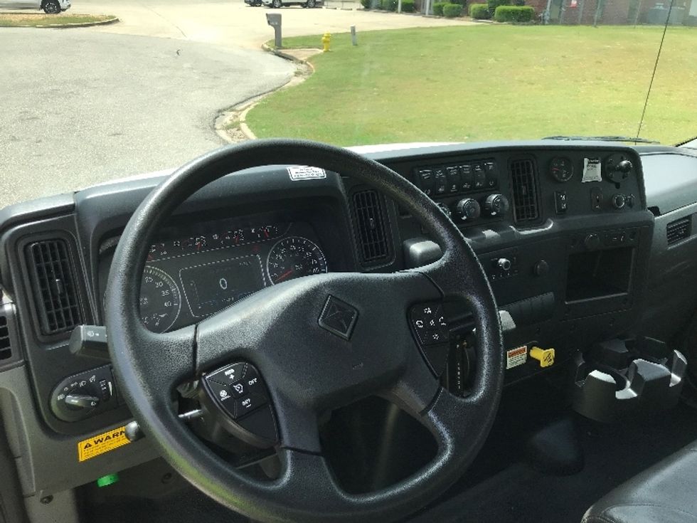 Medium Duty Box Truck-Light and Medium Duty Trucks-International-2022-MV607-Bessemer-AL-115,968\n\t\tmiles-$ 77,750 - Image 18