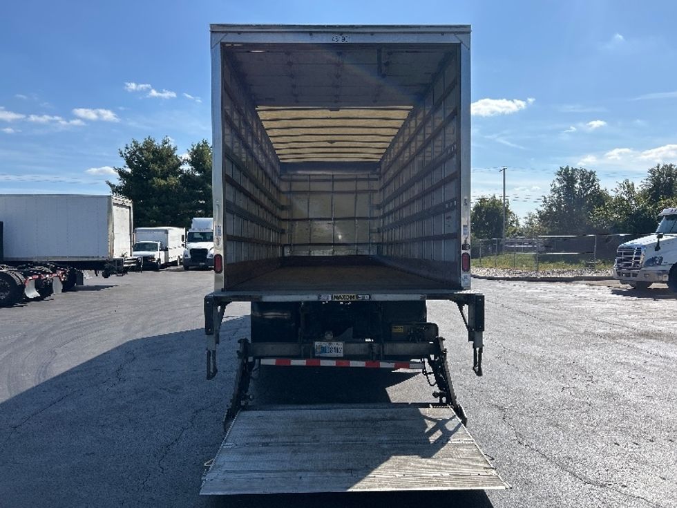 Medium Duty Box Truck-Light and Medium Duty Trucks-International-2022-MV607-Bethlehem-PA-234,400\n\t\tmiles-$ 44,500 - Image 10