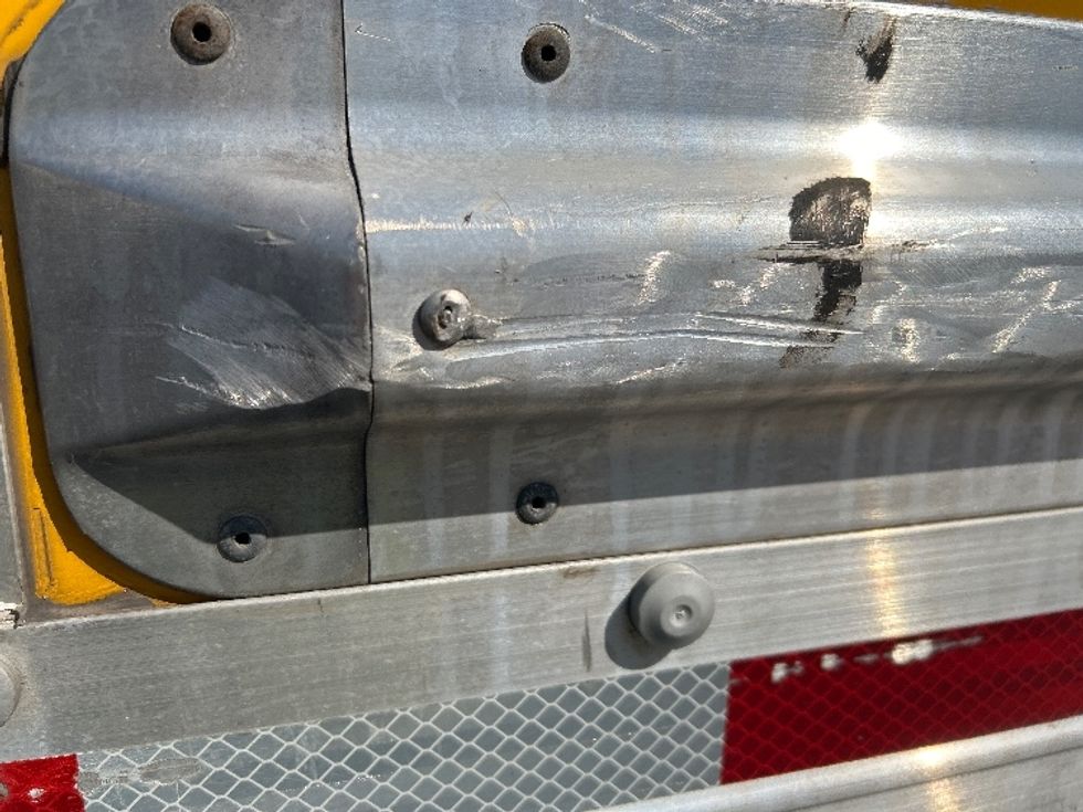 Medium Duty Box Truck-Light and Medium Duty Trucks-International-2022-MV607-Bethlehem-PA-234,400\n\t\tmiles-$ 44,500 - Image 26