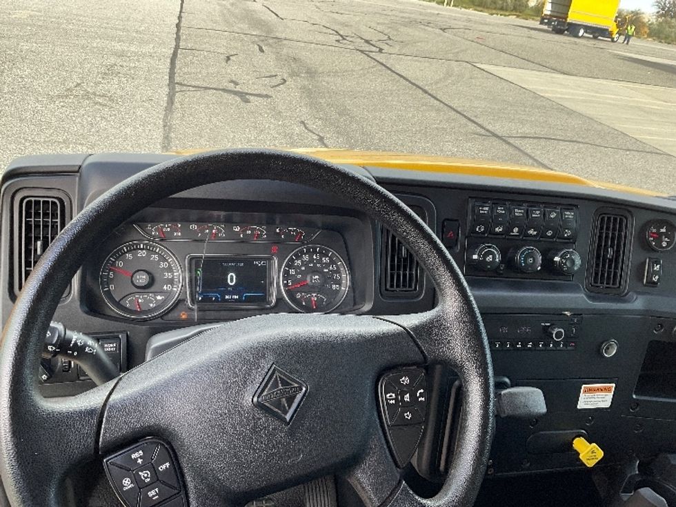 Medium Duty Box Truck-Light and Medium Duty Trucks-International-2022-MV607-Billings-MT-205,955\n\t\tmiles-$ 42,500 - Image 17