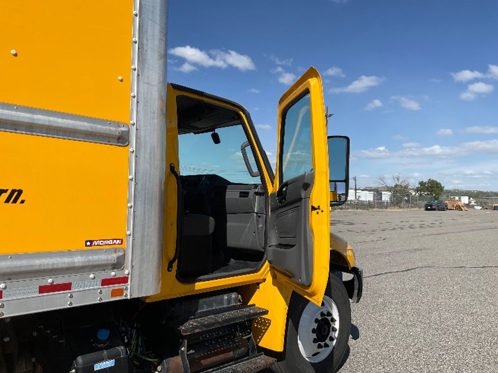 Medium Duty Box Truck-Light and Medium Duty Trucks-International-2022-MV607-Billings-MT-261,910\n\t\tmiles-$ 33,750 - Image 19