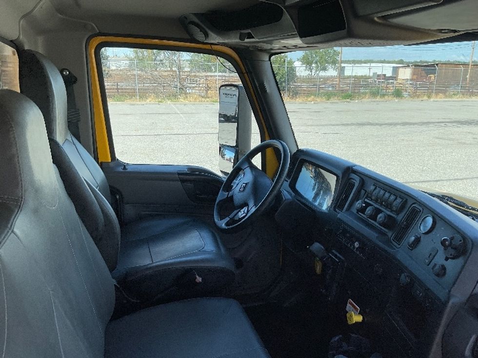 Medium Duty Box Truck-Light and Medium Duty Trucks-International-2022-MV607-Billings-MT-261,910\n\t\tmiles-$ 33,750 - Image 21