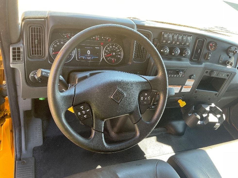 Medium Duty Box Truck-Light and Medium Duty Trucks-International-2022-MV607-Boise-ID-209,874\n\t\tmiles-$ 45,750 - Image 17