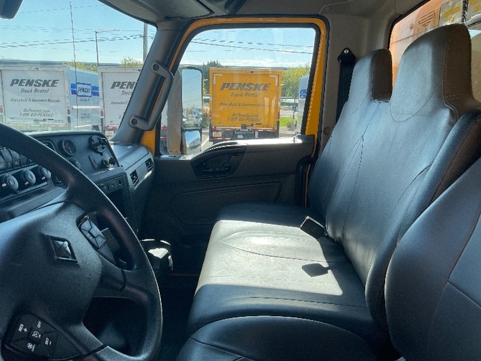 Medium Duty Box Truck-Light and Medium Duty Trucks-International-2022-MV607-Boise-ID-209,874\n\t\tmiles-$ 45,750 - Image 19