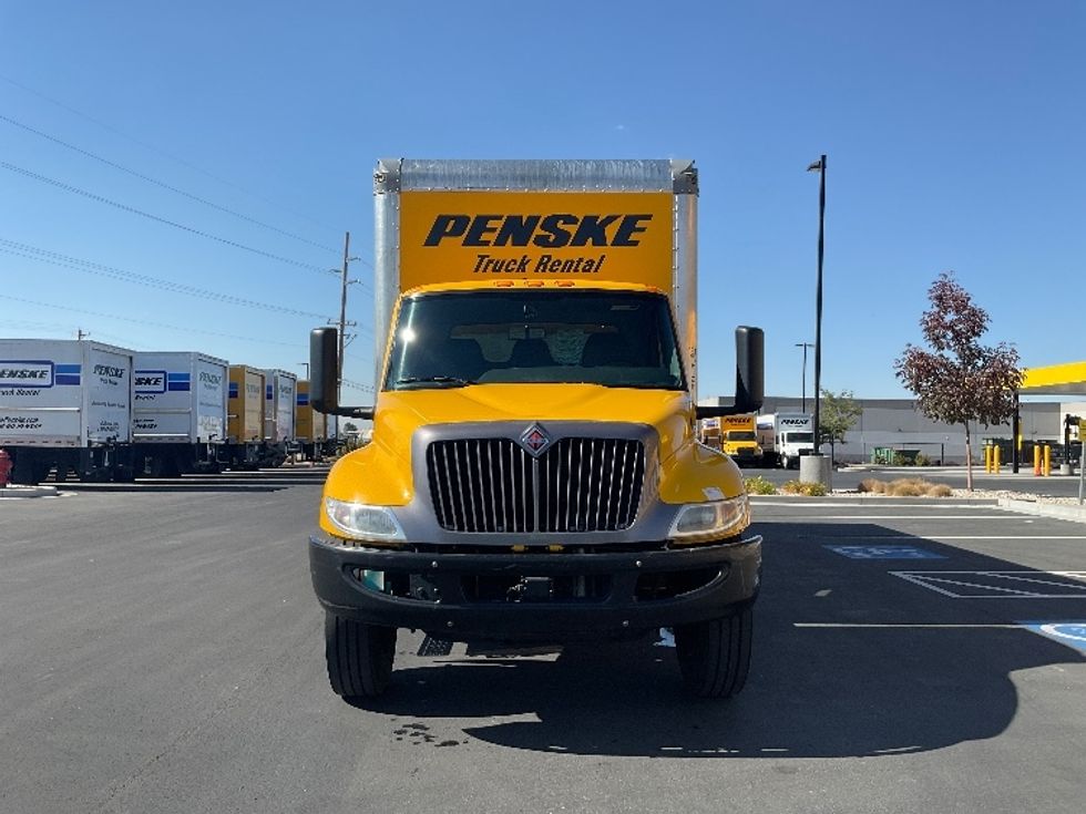 Medium Duty Box Truck-Light and Medium Duty Trucks-International-2022-MV607-Boise-ID-209,874\n\t\tmiles-$ 45,750 - Image 2