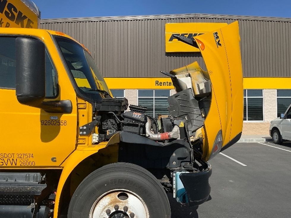 Medium Duty Box Truck-Light and Medium Duty Trucks-International-2022-MV607-Boise-ID-209,874\n\t\tmiles-$ 45,750 - Image 23