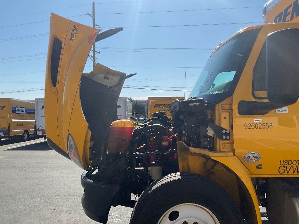 Medium Duty Box Truck-Light and Medium Duty Trucks-International-2022-MV607-Boise-ID-209,874\n\t\tmiles-$ 45,750 - Image 24