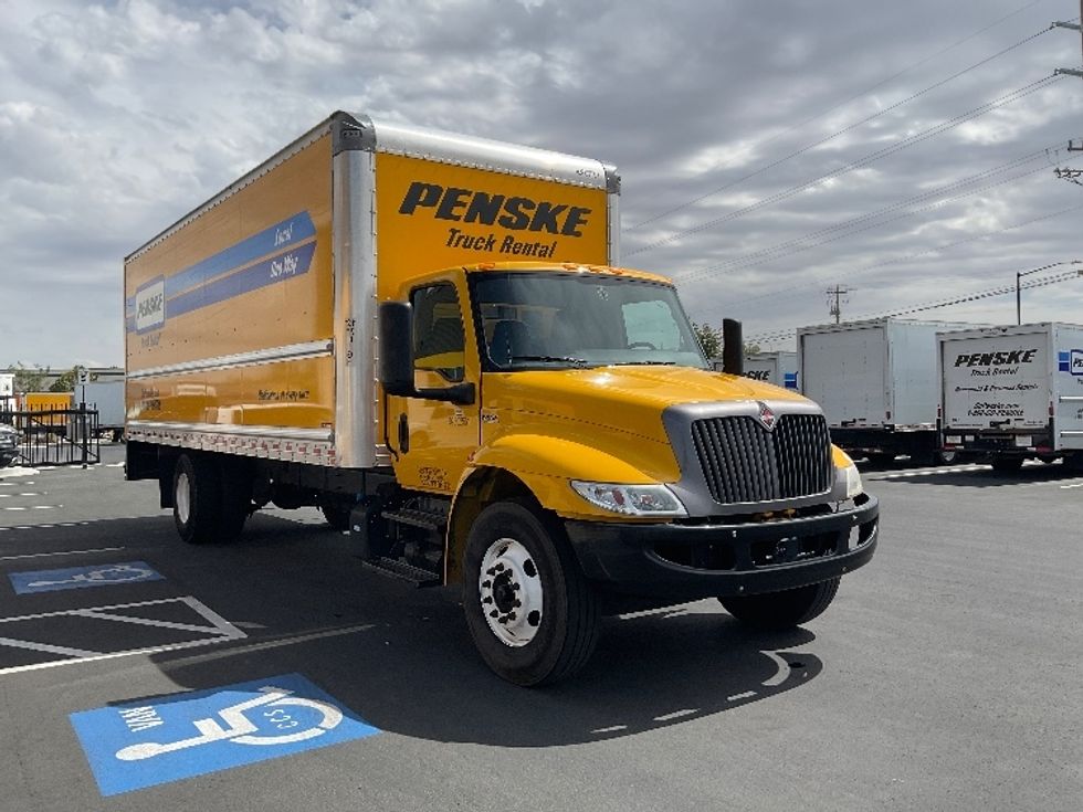 Medium Duty Box Truck-Light and Medium Duty Trucks-International-2022-MV607-Boise-ID-237,835\n\t\tmiles-$ 38,000 - Image 1