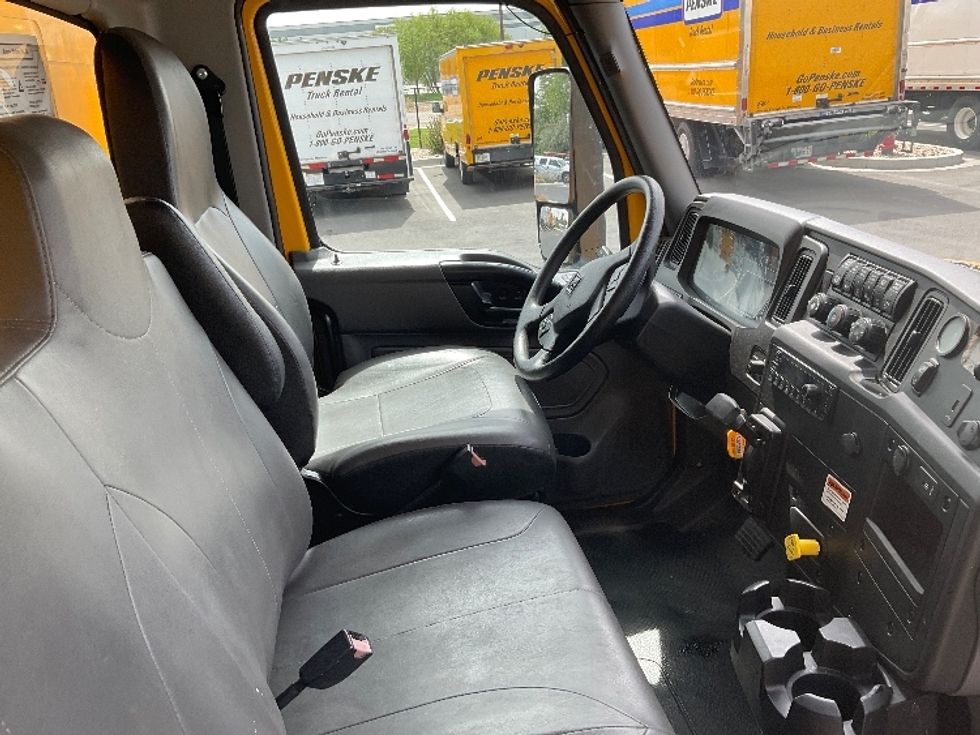 Medium Duty Box Truck-Light and Medium Duty Trucks-International-2022-MV607-Boise-ID-237,835\n\t\tmiles-$ 38,000 - Image 21
