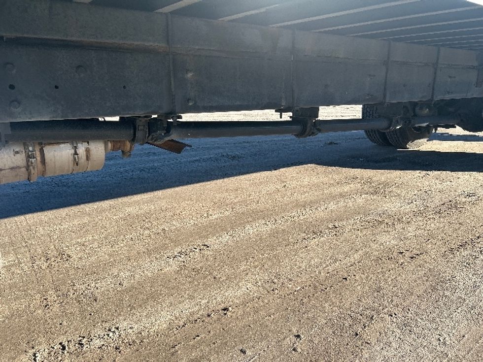 Medium Duty Box Truck-Light and Medium Duty Trucks-International-2022-MV607-Braintree-MA-225,415\n\t\tmiles-$ 43,500 - Image 5