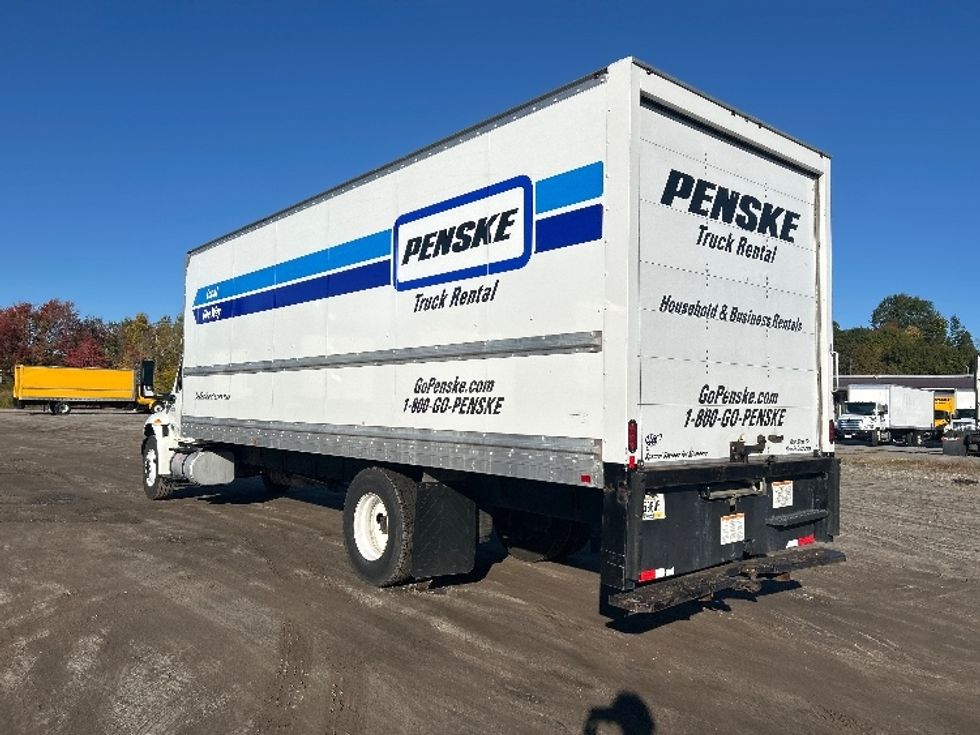 Medium Duty Box Truck-Light and Medium Duty Trucks-International-2022-MV607-Braintree-MA-225,415\n\t\tmiles-$ 43,500 - Image 6