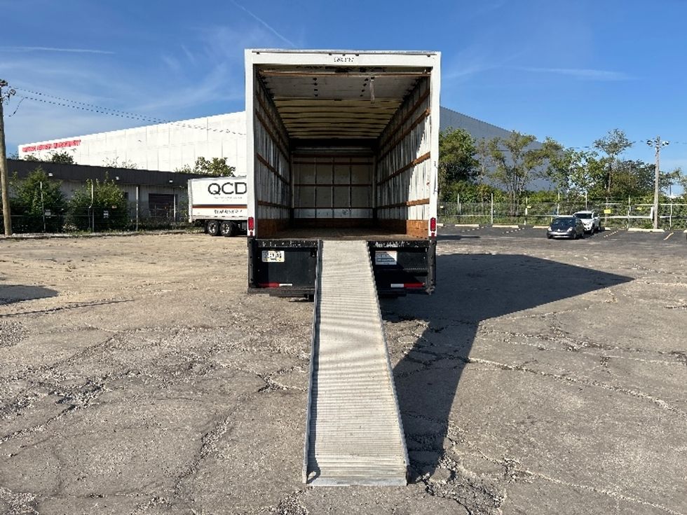 Medium Duty Box Truck-Light and Medium Duty Trucks-International-2022-MV607-Braintree-MA-240,702\n\t\tmiles-$ 41,000 - Image 9
