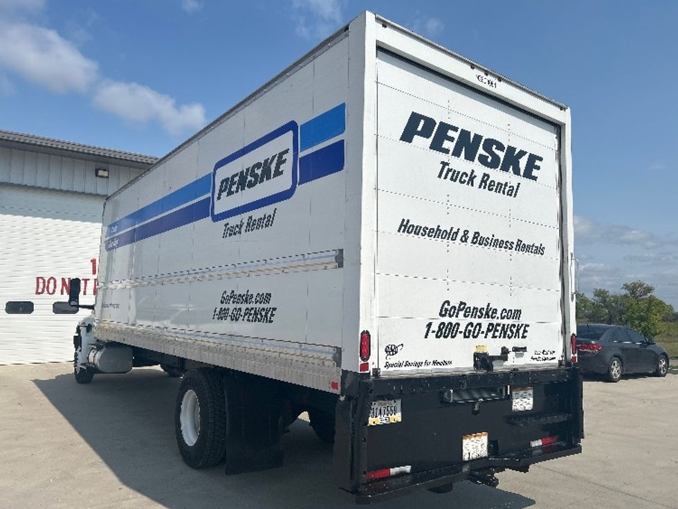 Medium Duty Box Truck-Light and Medium Duty Trucks-International-2022-MV607-Brooklyn Park-MN-243,195\n\t\tmiles-$ 40,500 - Image 6