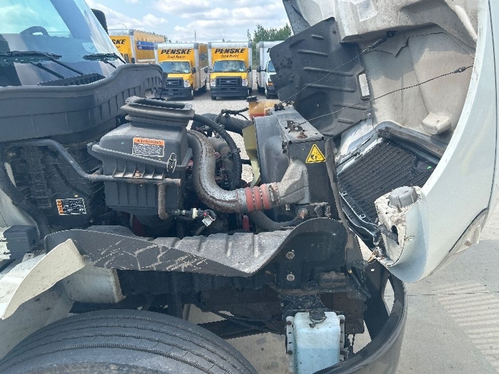 Medium Duty Box Truck-Light and Medium Duty Trucks-International-2022-MV607-Brooklyn Park-MN-243,195\n\t\tmiles-$ 40,500 - Image 23