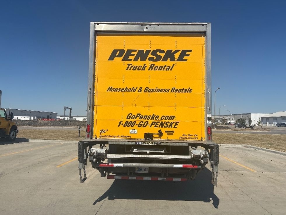 Medium Duty Box Truck-Light and Medium Duty Trucks-International-2022-MV607-Brooklyn Park-MN-318,095\n\t\tmiles-$ 35,500 - Image 7