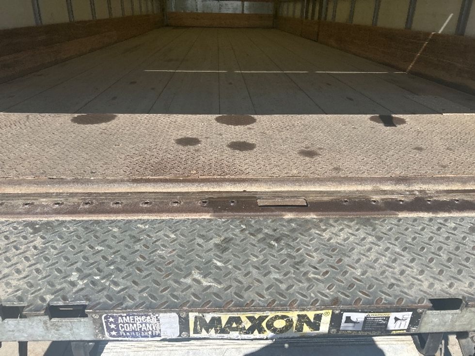 Medium Duty Box Truck-Light and Medium Duty Trucks-International-2022-MV607-Brooklyn Park-MN-318,095\n\t\tmiles-$ 35,500 - Image 10