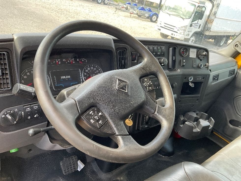 Medium Duty Box Truck-Light and Medium Duty Trucks-International-2022-MV607-Buffalo-NY-208,334\n\t\tmiles-$ 45,500 - Image 17